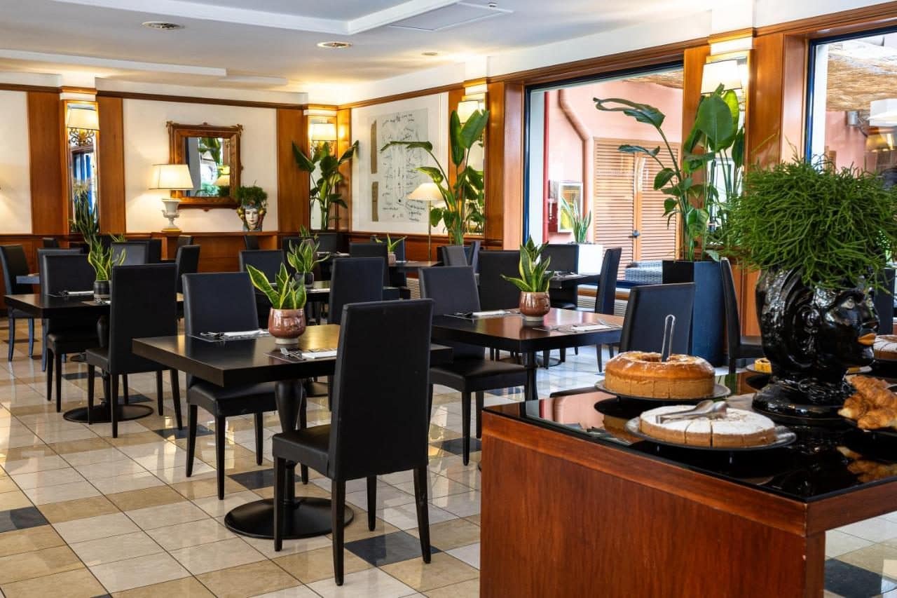 La salle de restaurant. © Grand Hotel Tiberio
