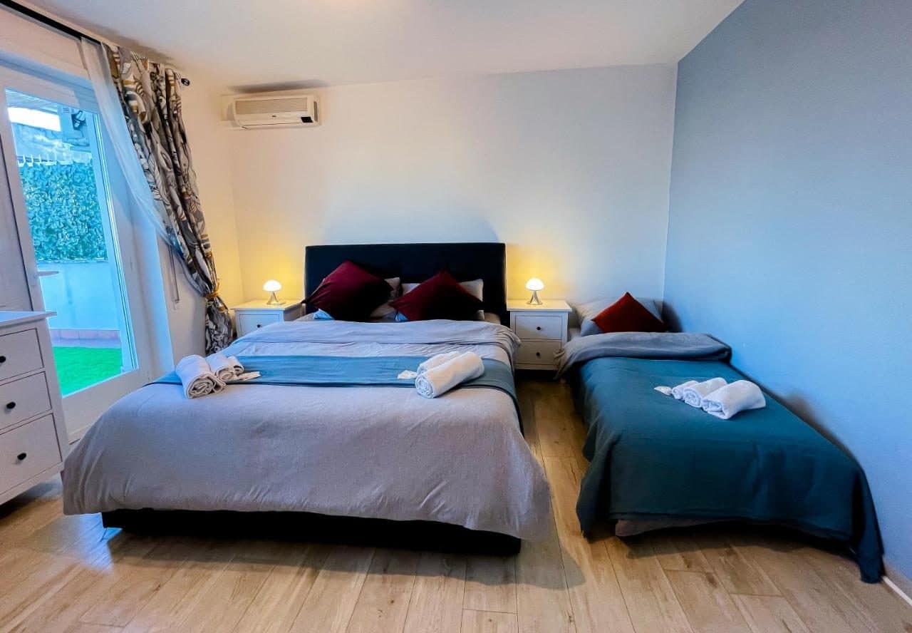 Une chambre à lits jumeaux. © La Terrazza Imperiale