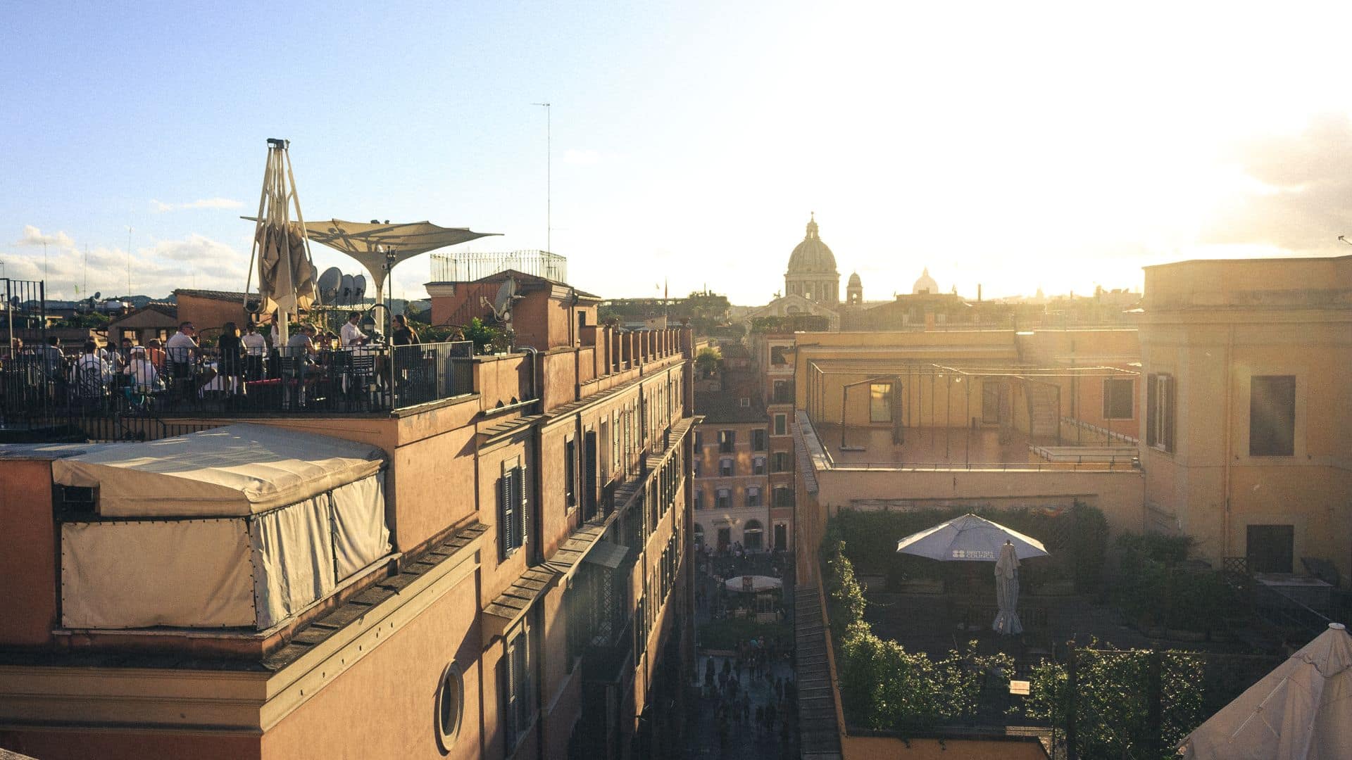 Les rooftops et bars avec vue de Rome