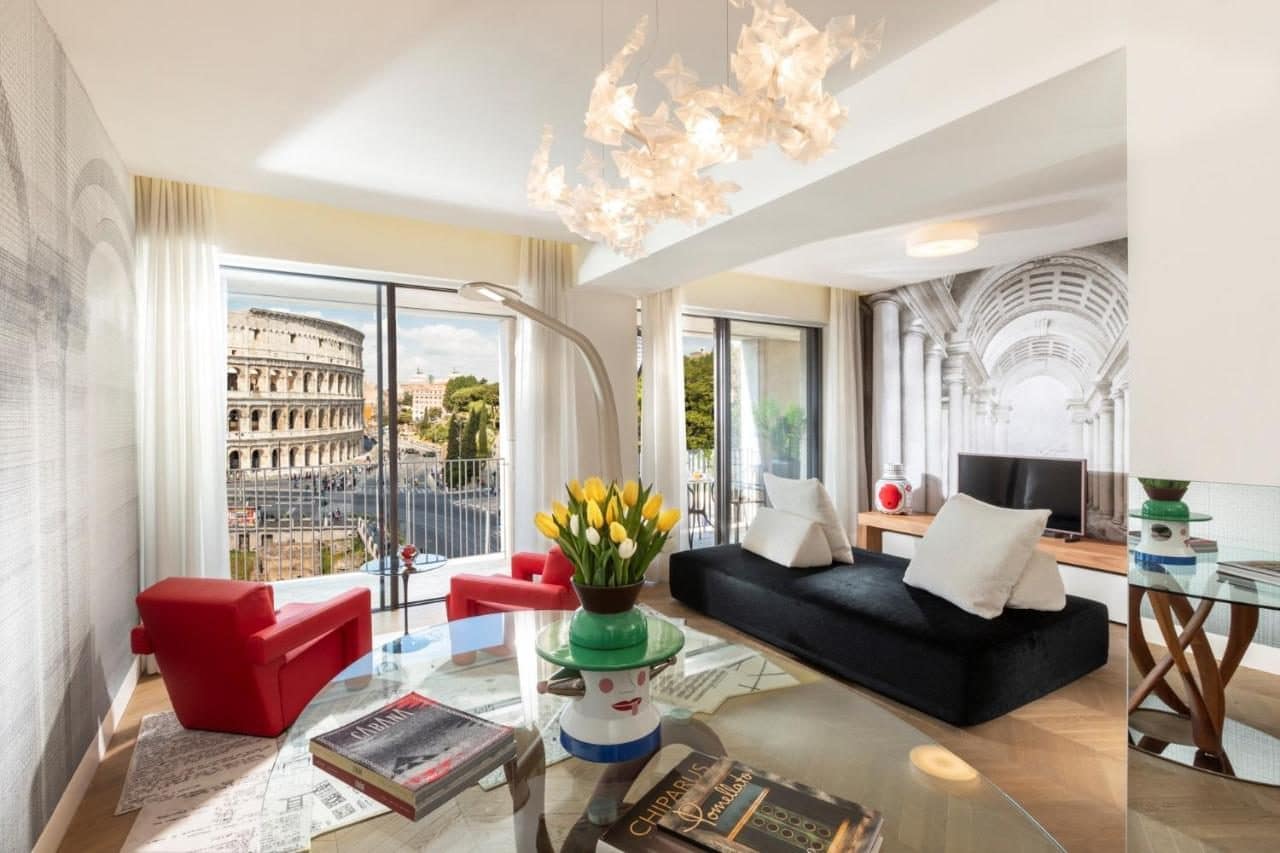 Un salon de suite, vue sur le Colisée. © Hotel Palazzo Manfredi