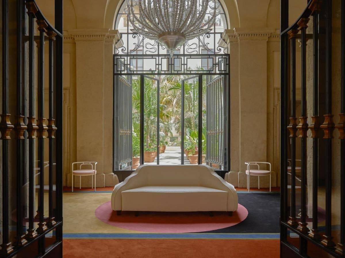 Une chambre ouverte sur la verdure. © Palazzo Talìa