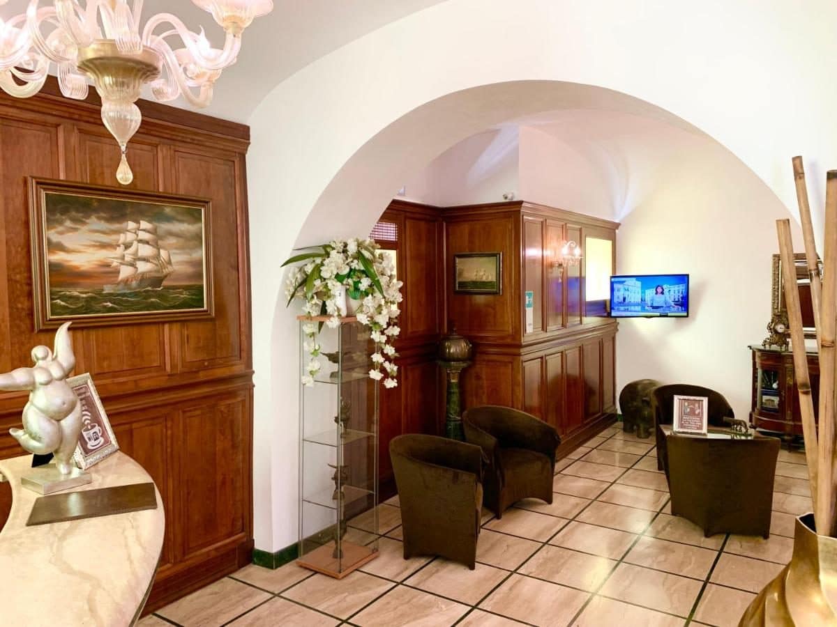 Le hall d'accueil. © Hotel Regina Margherita