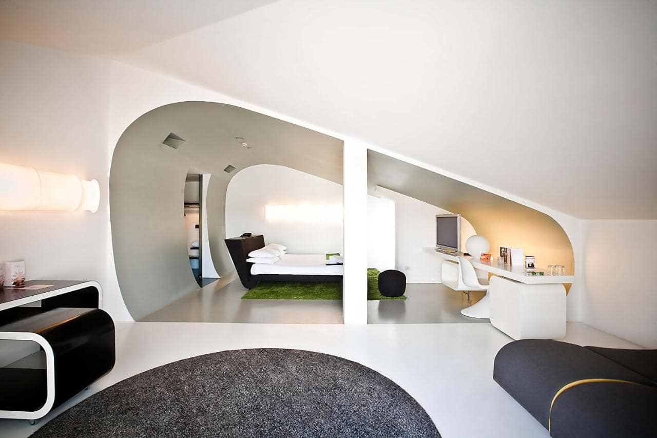 Une suite aux volumes sculptés. © Hotel Ripa Roma