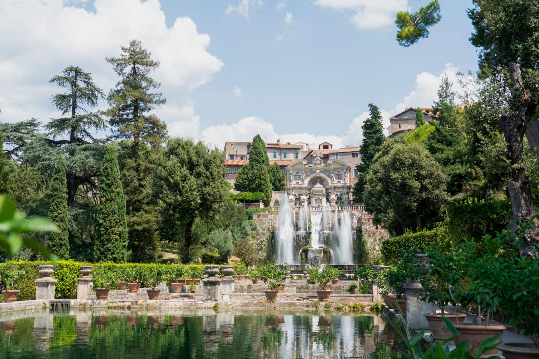 La villa d'Este à Tivoli depuis Rome