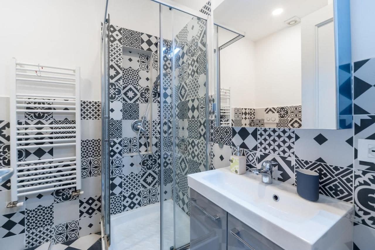Une salle de bains. © Vatican Stemar Apartment